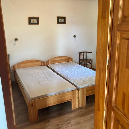 Romantic House At Balaton באלאטונספזד
