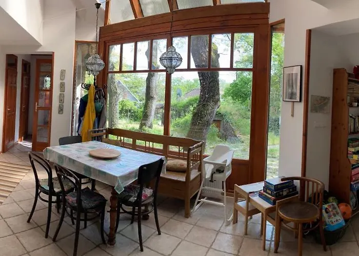 וילה Romantic House At Balaton *