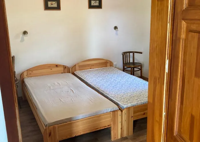 Romantic House At Balaton באלאטונספזד